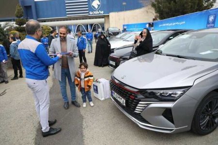 اولین خودرو های وارداتی ایران خودرو تحویل مشتریان شد