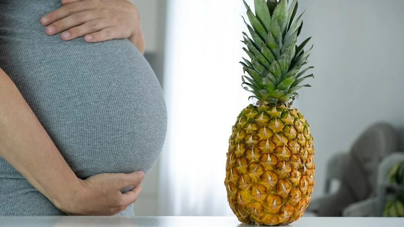 آیا خوردن آناناس در بارداری مجاز است؟