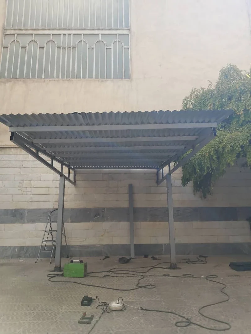 ورق پلی کربنات گارانتی دار نصب شده برای سایه بان